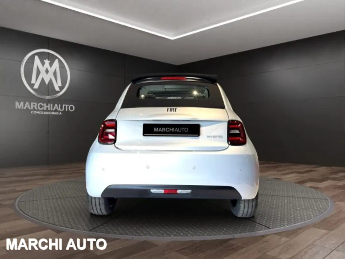 Fiat 500C Cabrio nuova a Perugia (6)