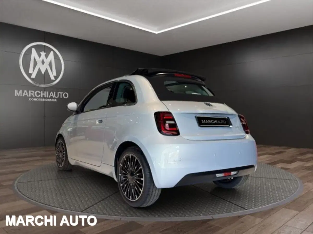 Fiat 500C Cabrio nuova a Perugia (7)