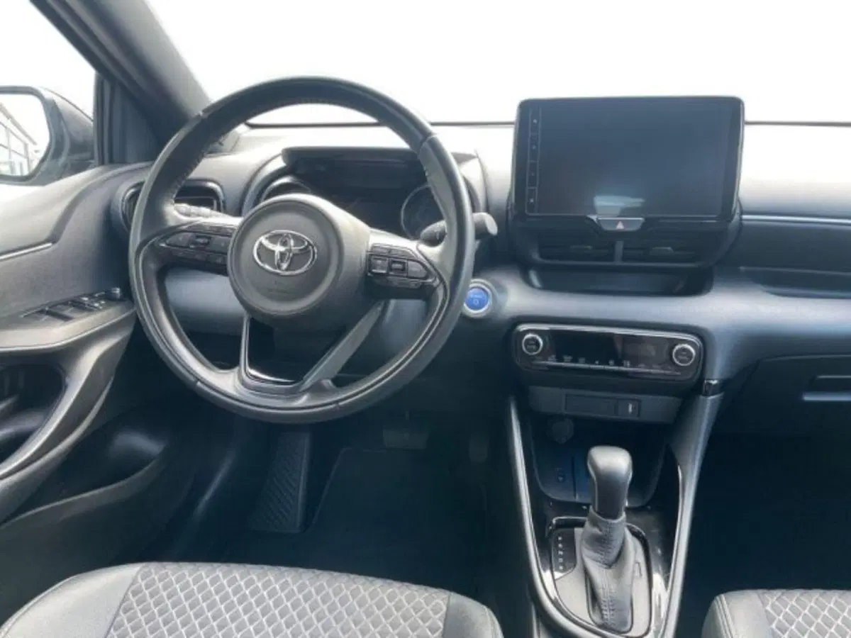 Toyota Yaris usata a Vercelli (8)