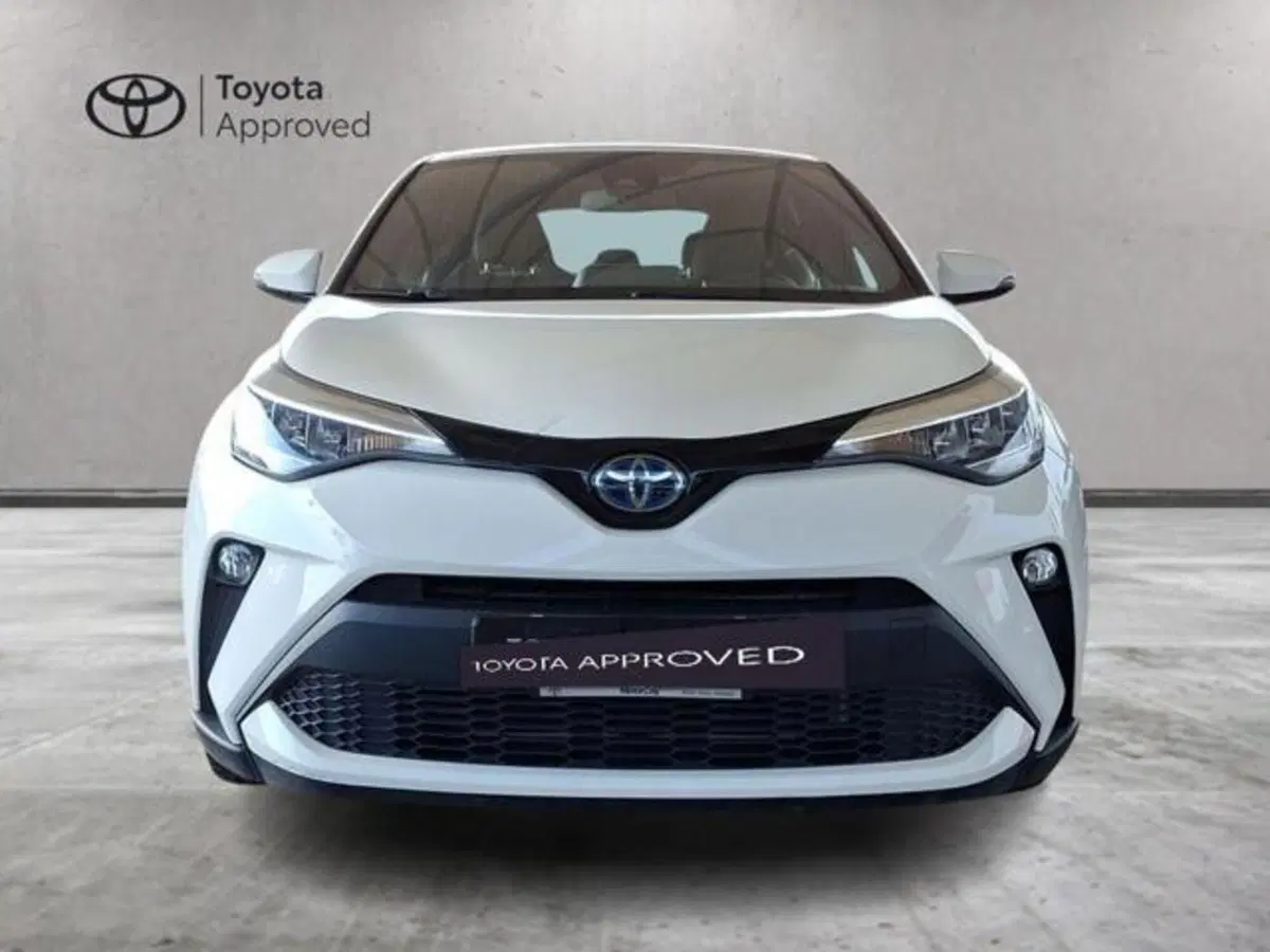 Toyota Toyota C-HR usata a Roma (13)
