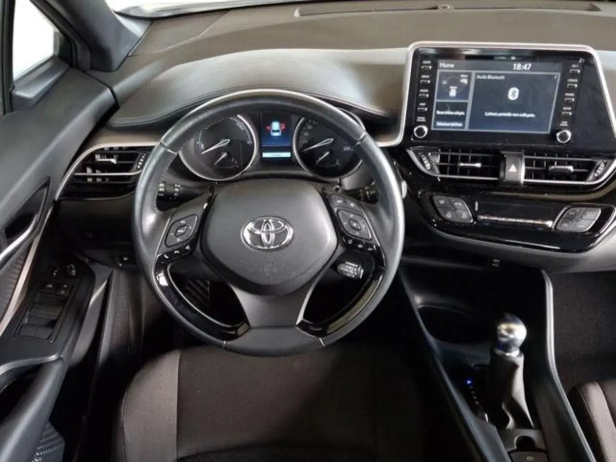 Toyota Toyota C-HR usata a Roma (8)