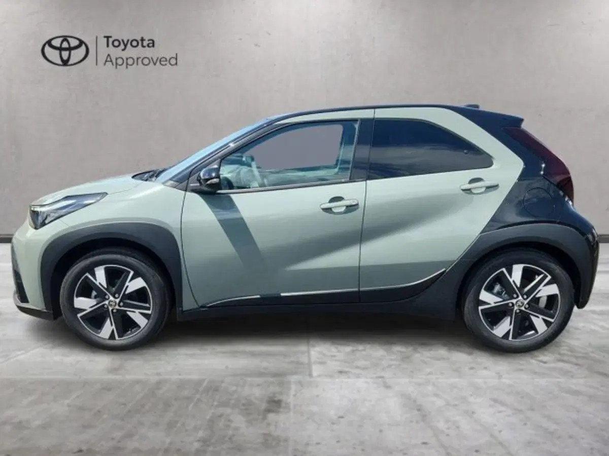 Toyota Aygo X nuova a Roma (3)