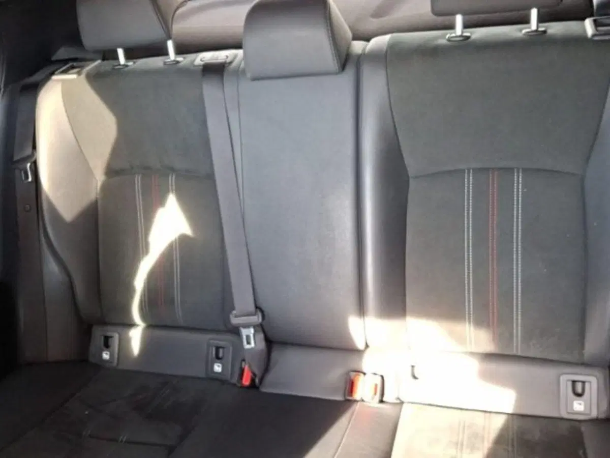 Toyota Toyota C-HR usata a Roma (11)