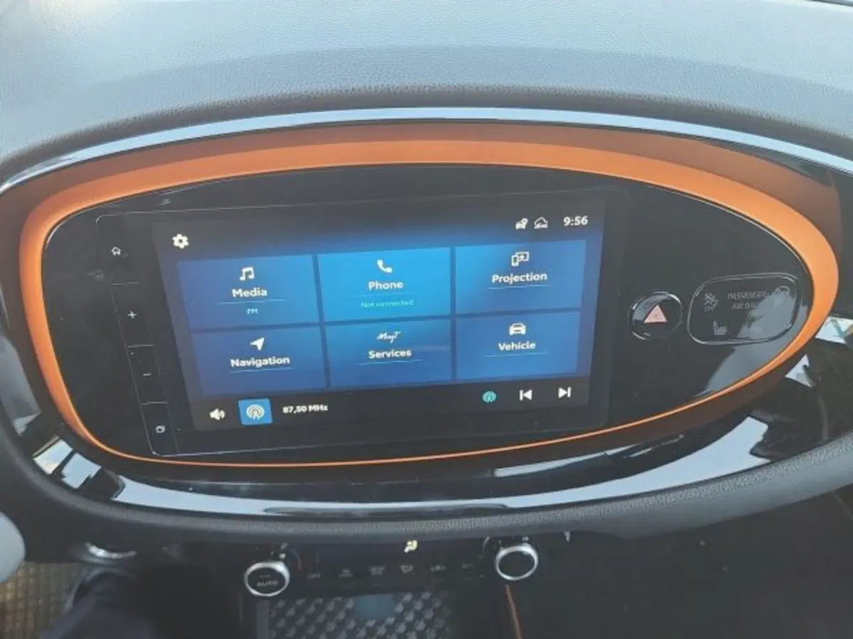 Toyota Aygo X usata a Roma (13)