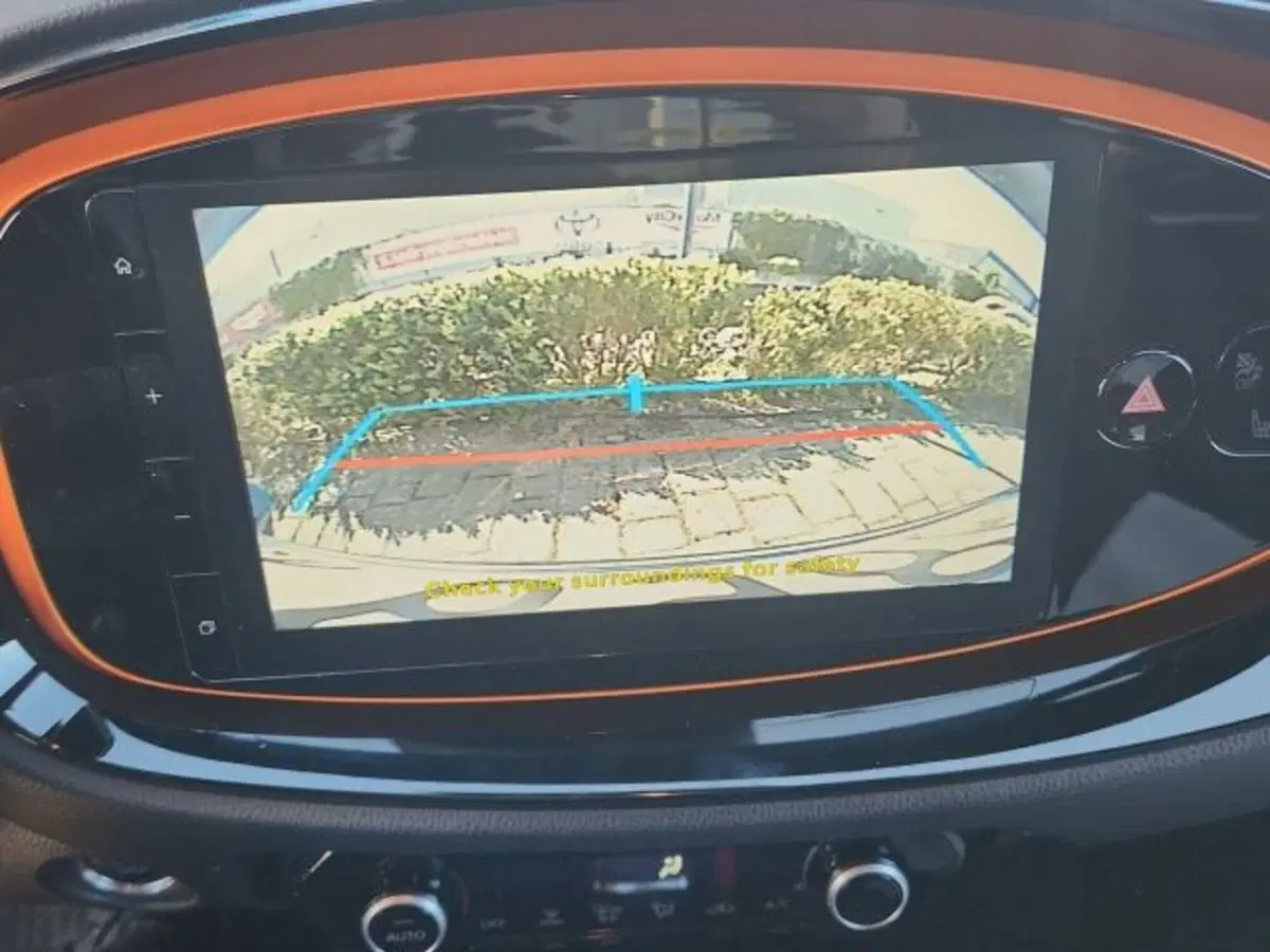 Toyota Aygo X usata a Roma (14)