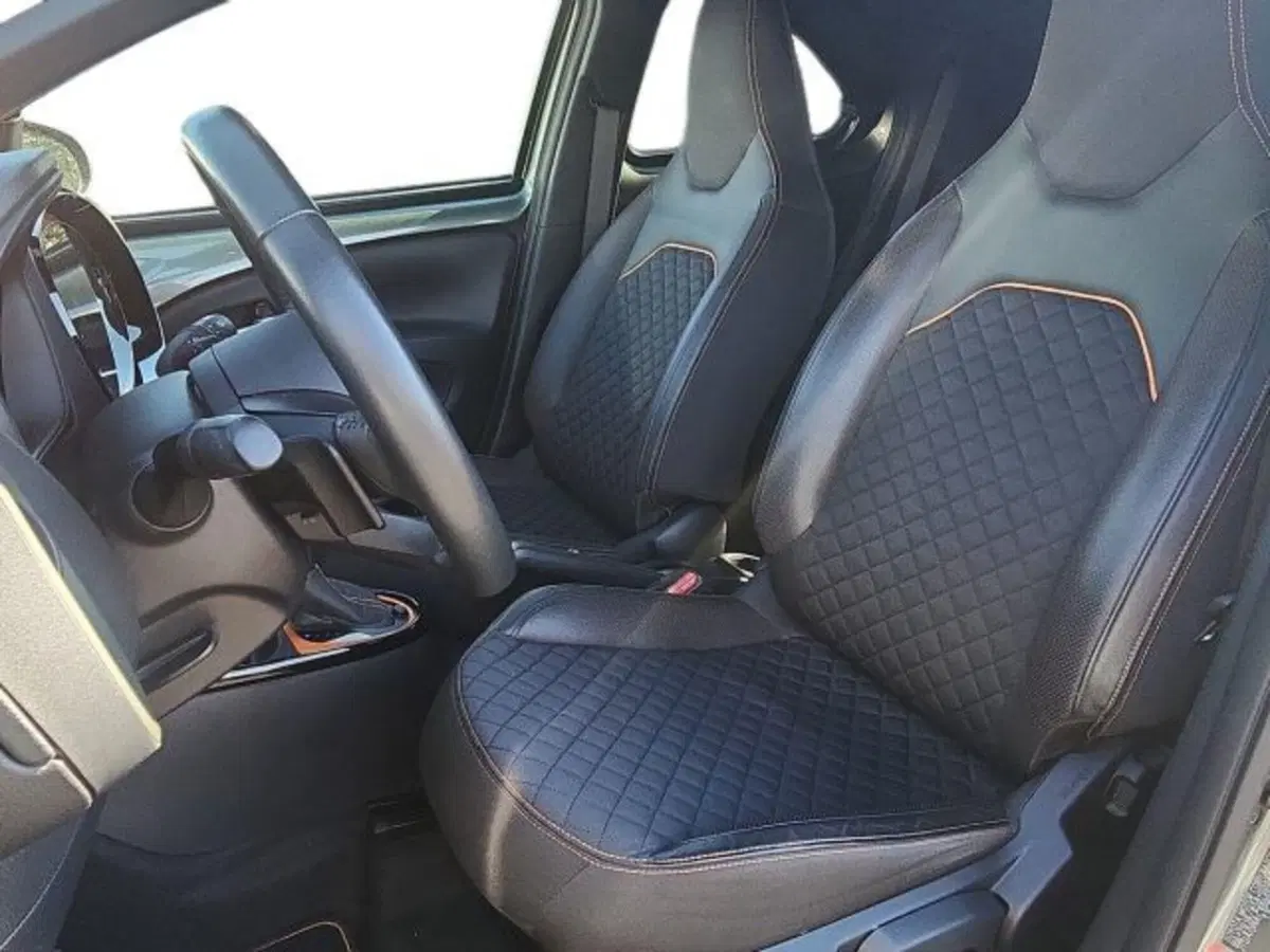 Toyota Aygo X usata a Roma (16)