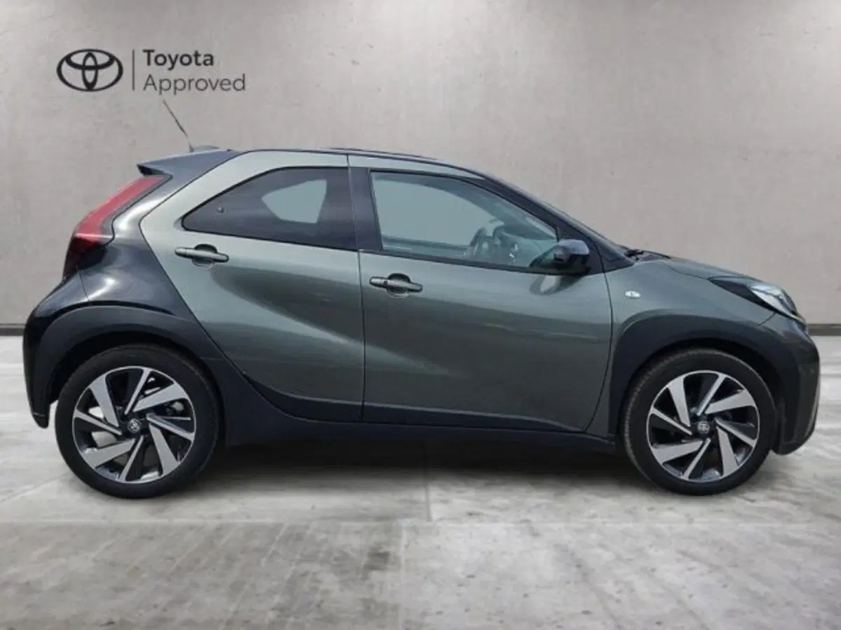 Toyota Aygo X usata a Roma (4)