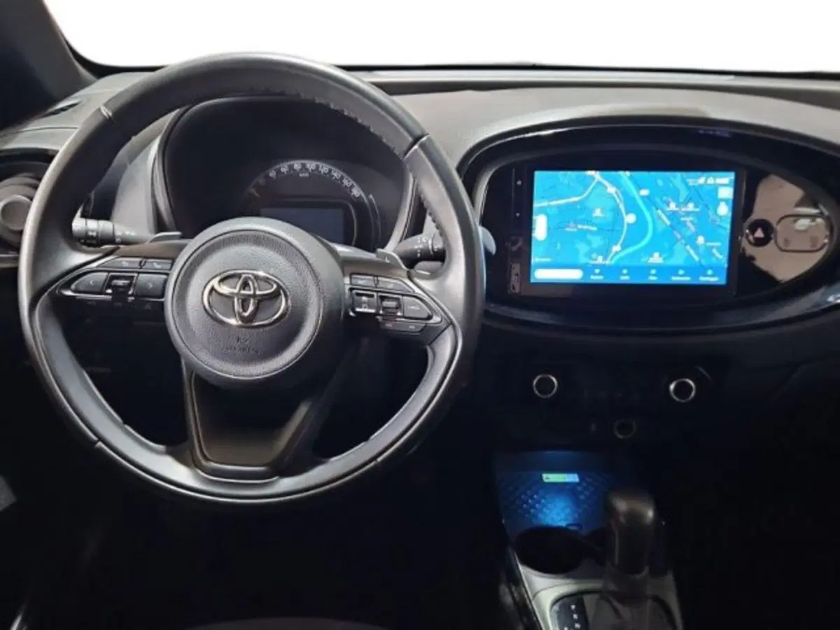 Toyota Aygo X usata a Roma (8)