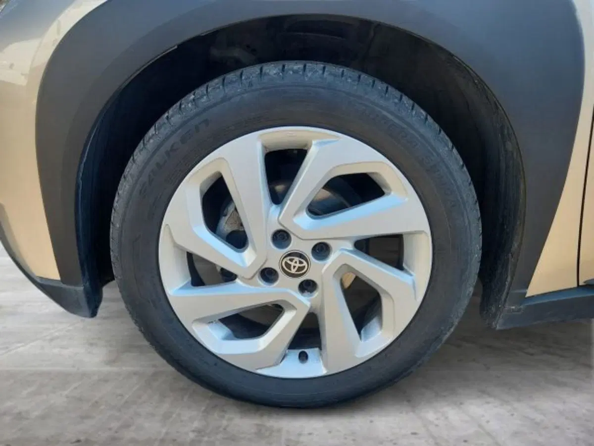 Toyota Aygo X usata a Roma (13)
