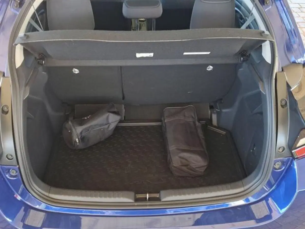 Toyota Yaris usata a Roma (6)