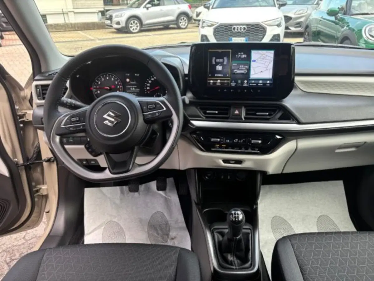 Suzuki Swift nuova a Cuneo (11)