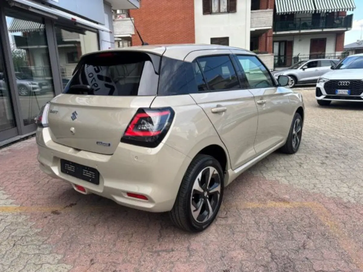 Suzuki Swift nuova a Cuneo (5)