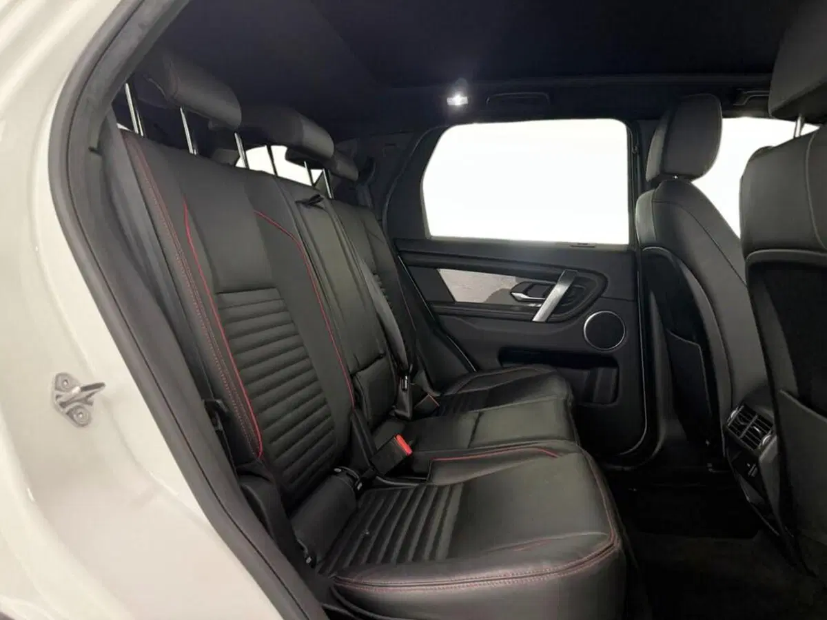 Land Rover Discovery Sport usata a Monza e Brianza (8)