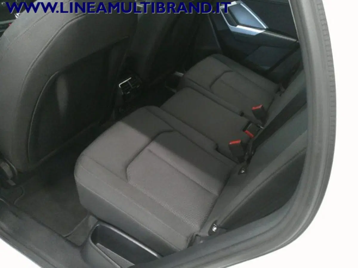 Audi Q3 Sportback usata a Piacenza (12)