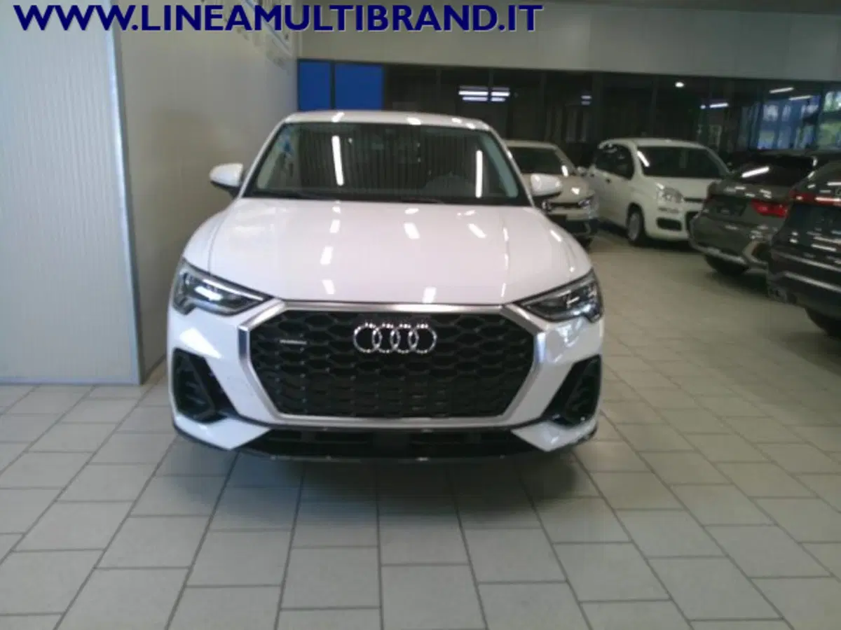 Audi Q3 Sportback usata a Piacenza (6)