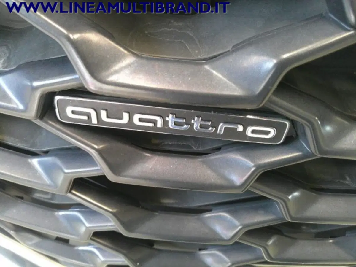Audi Q3 Sportback usata a Piacenza (8)