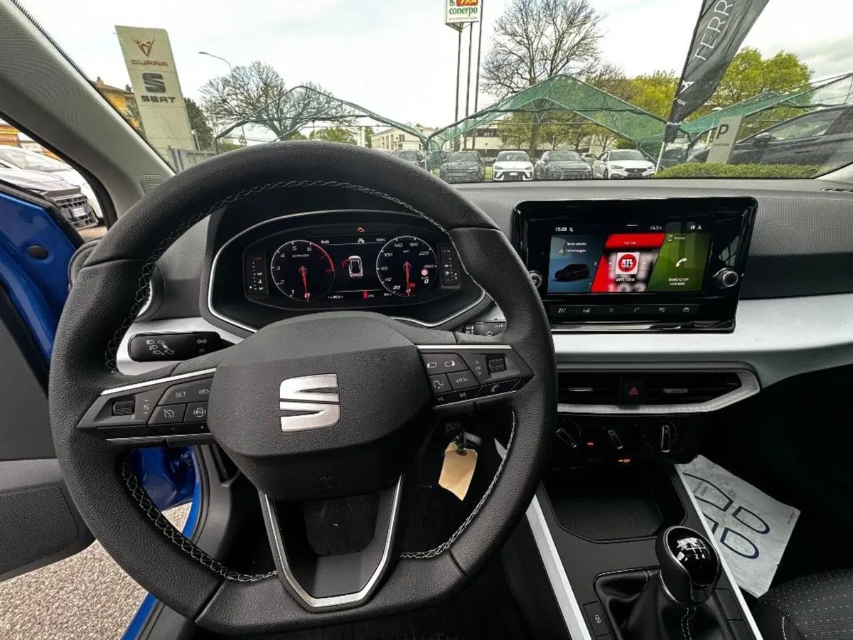 SEAT Arona nuova a Bologna (4)