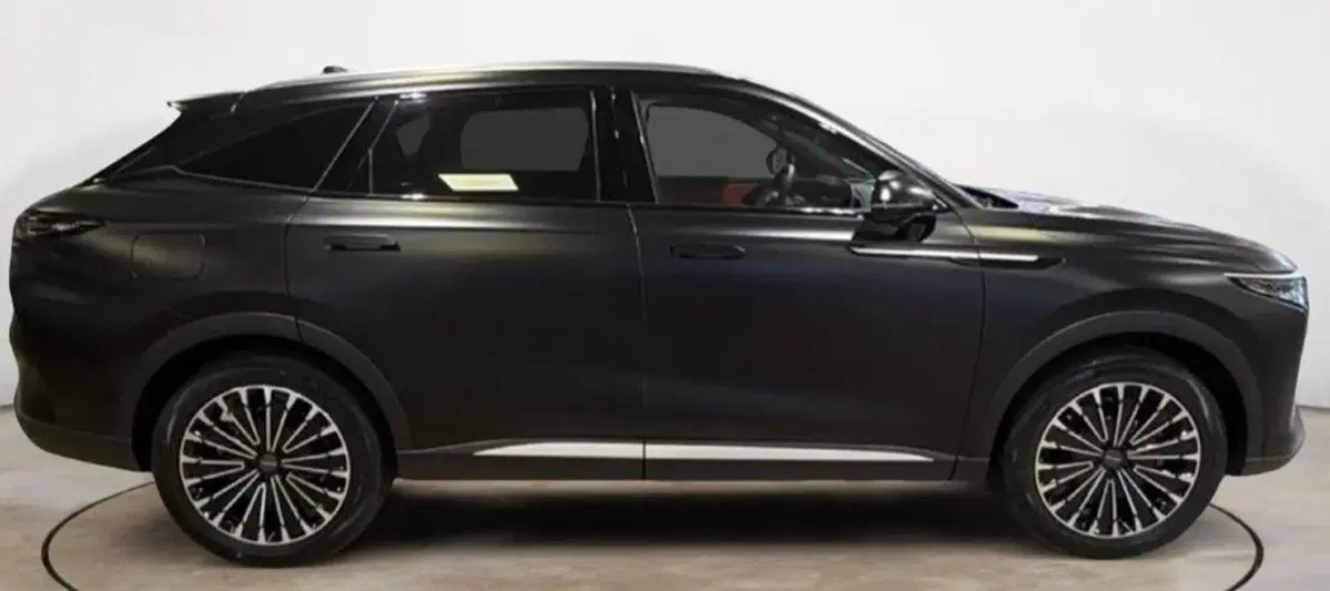 Omoda Omoda 9 SHS-P nuova a Bologna (6)