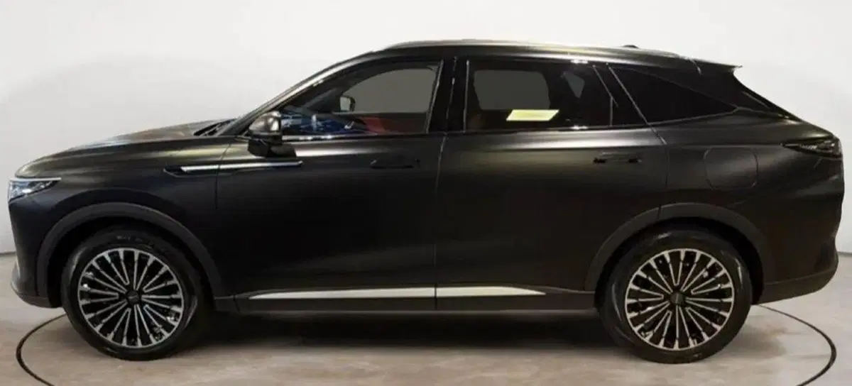 Omoda Omoda 9 SHS-P nuova a Bologna (4)