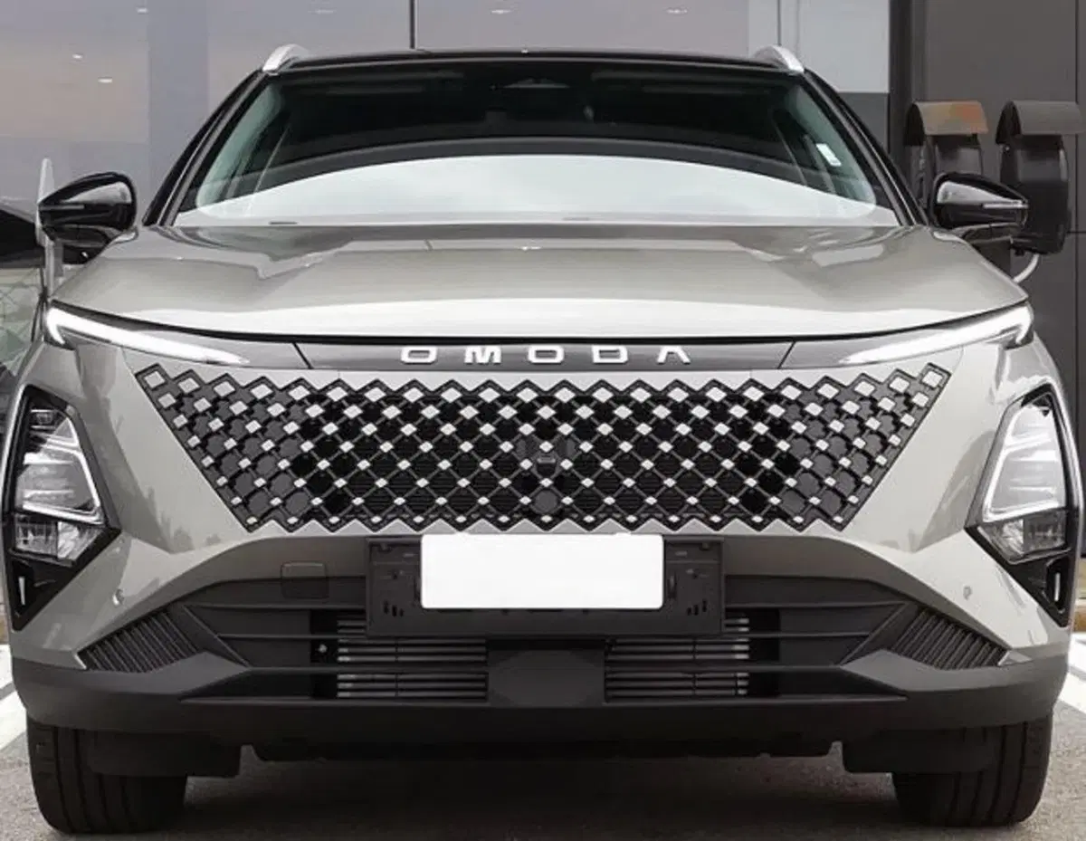 Omoda Omoda 5 SHS-H nuova a Bologna (8)