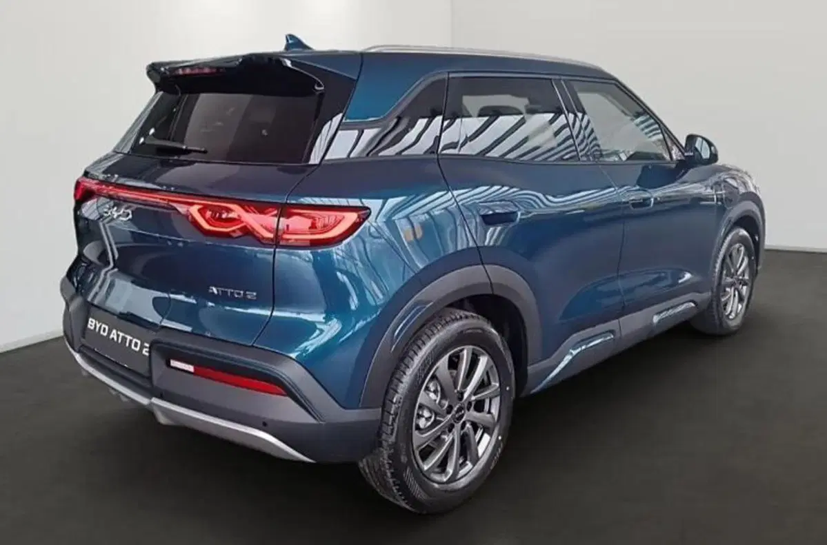 Byd Atto 2 DM-i nuova a Bologna (3)