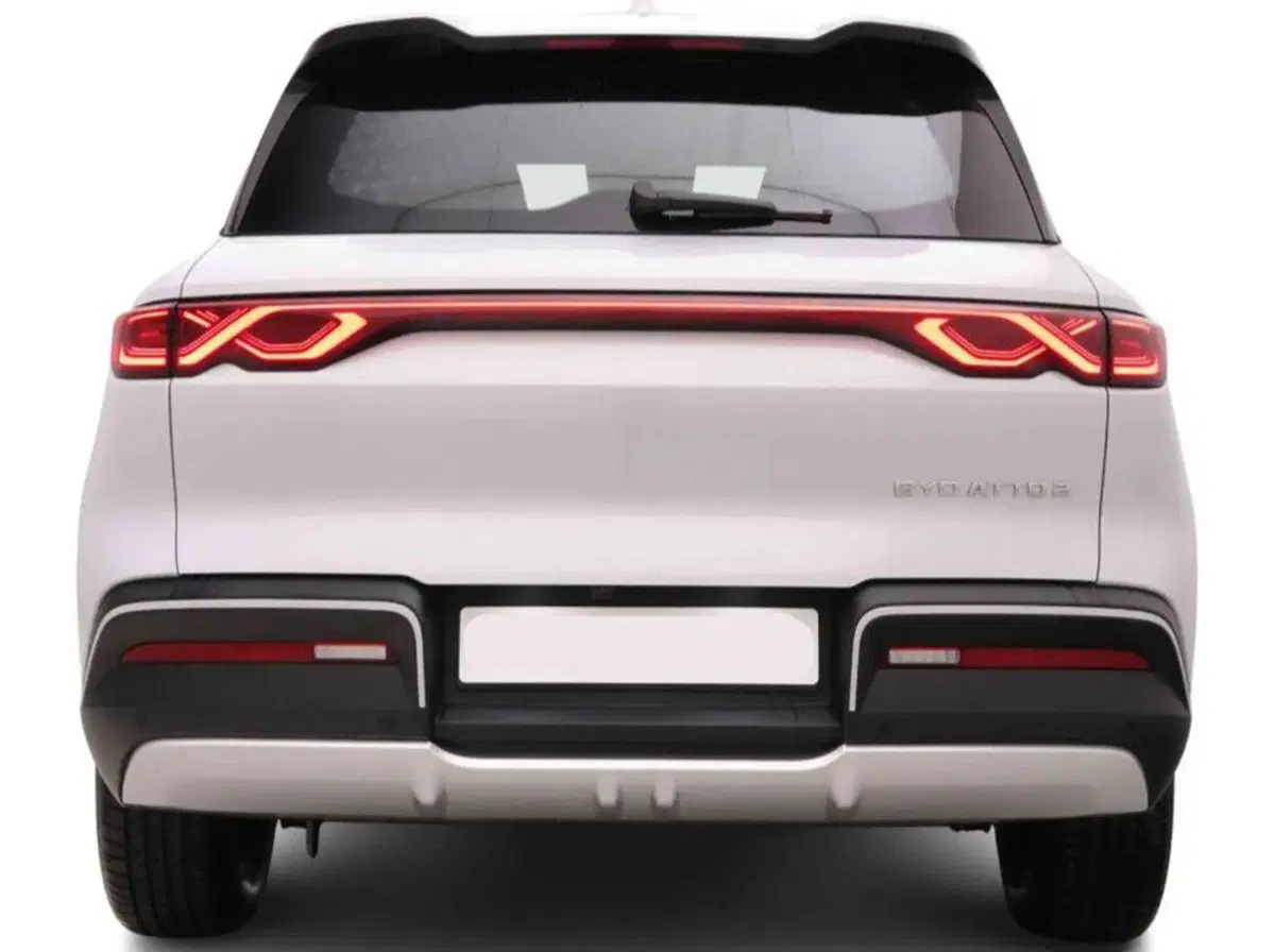Byd Atto 2 DM-i nuova a Bologna (5)
