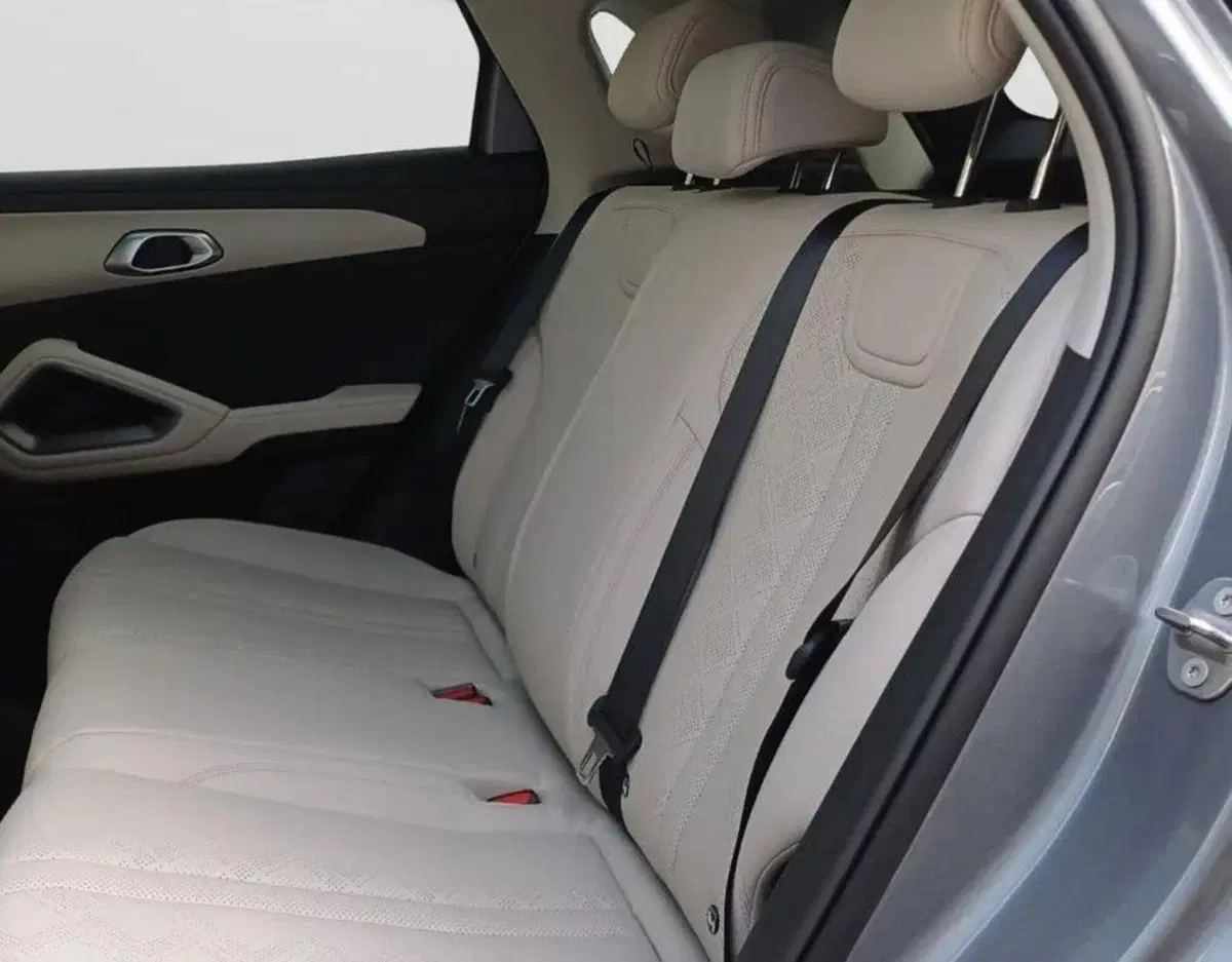 Byd Atto 2 DM-i nuova a Bologna (8)