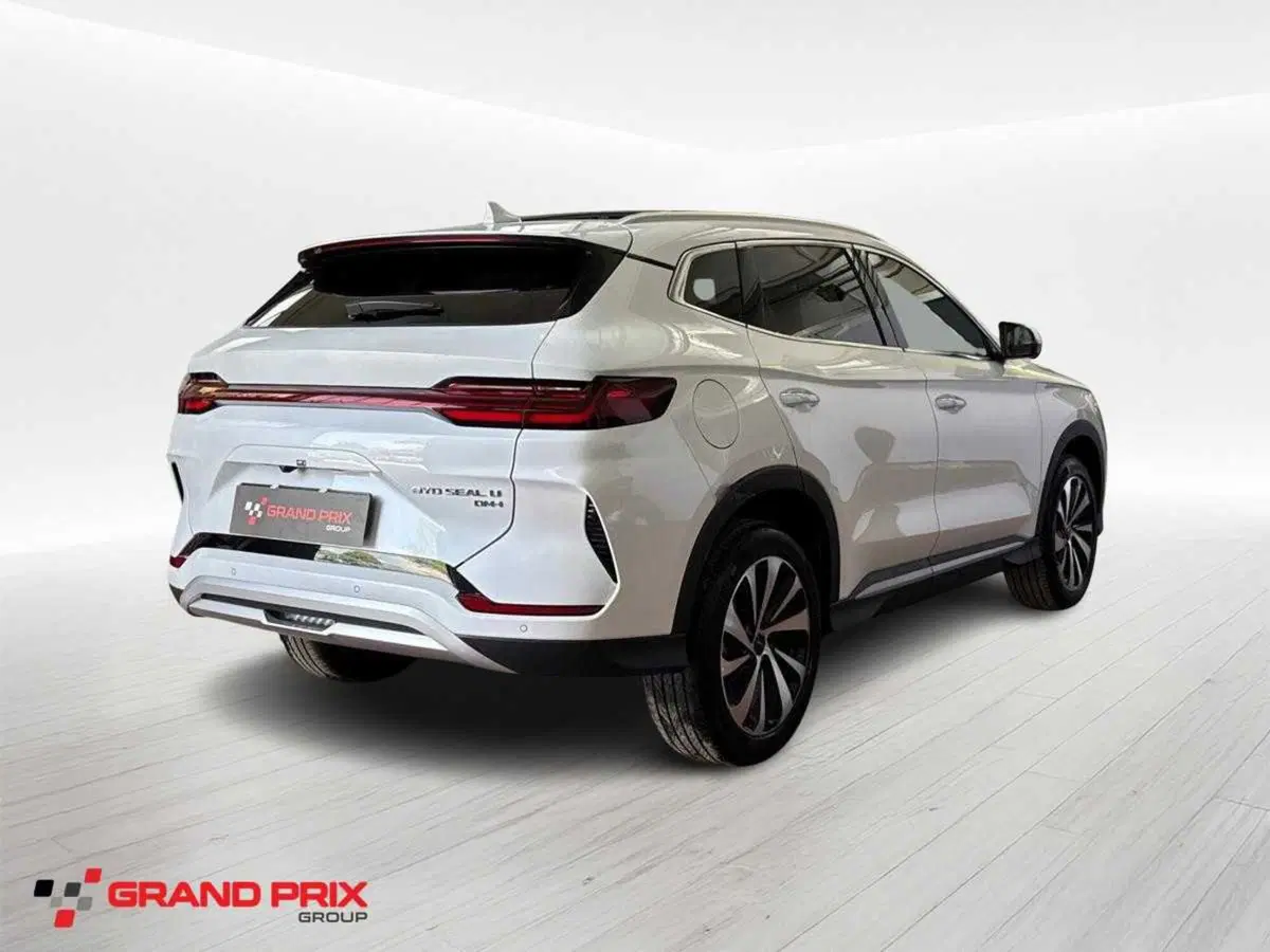 Byd Seal U DM-i usata a Bologna (2)