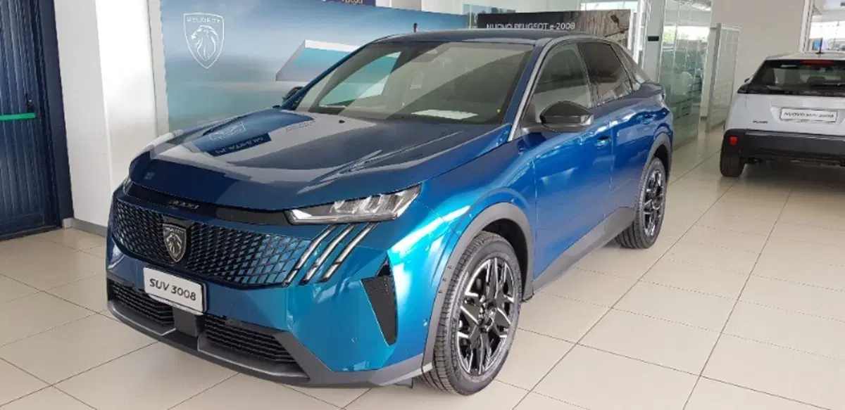 Peugeot 3008 nuova a Pordenone (3)