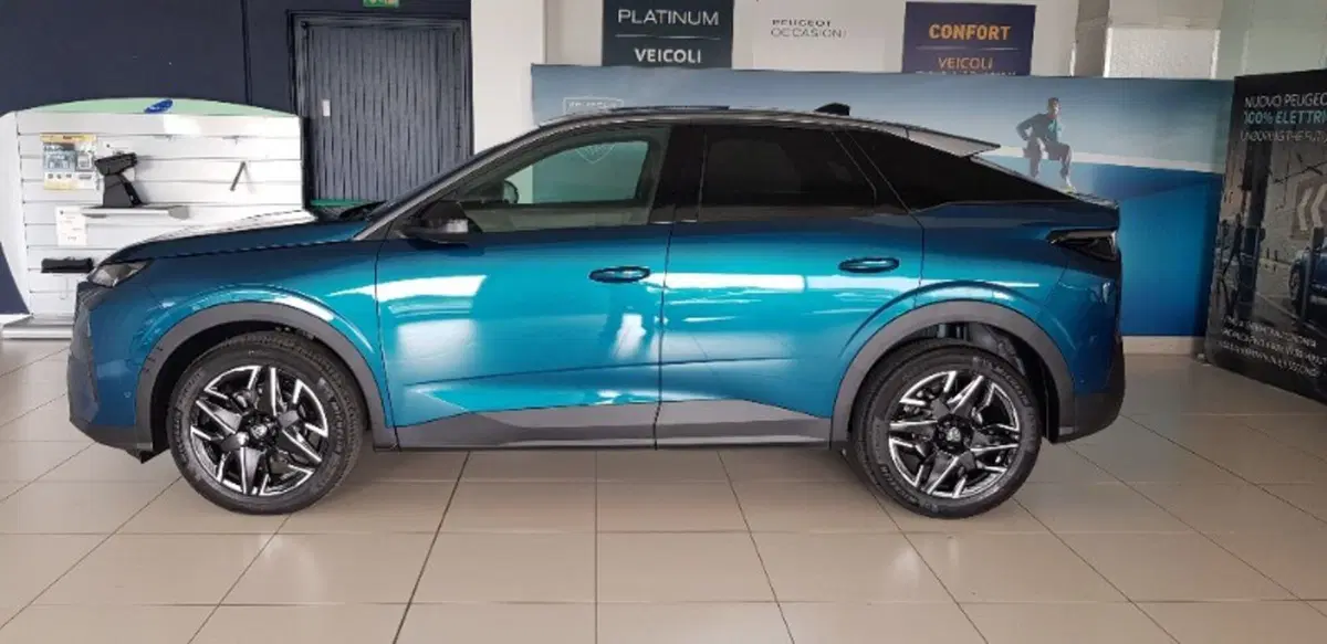 Peugeot 3008 nuova a Pordenone (7)