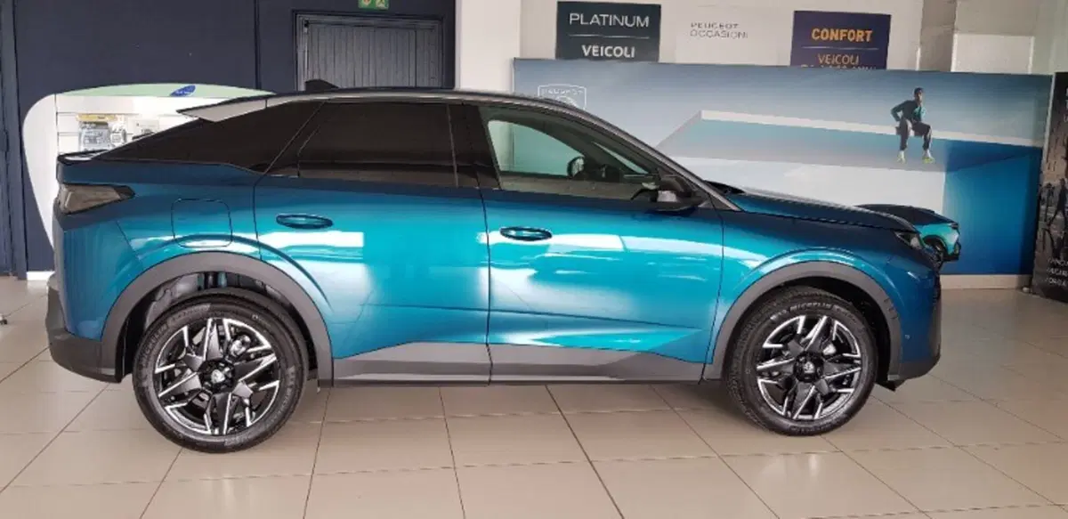 Peugeot 3008 nuova a Pordenone (8)