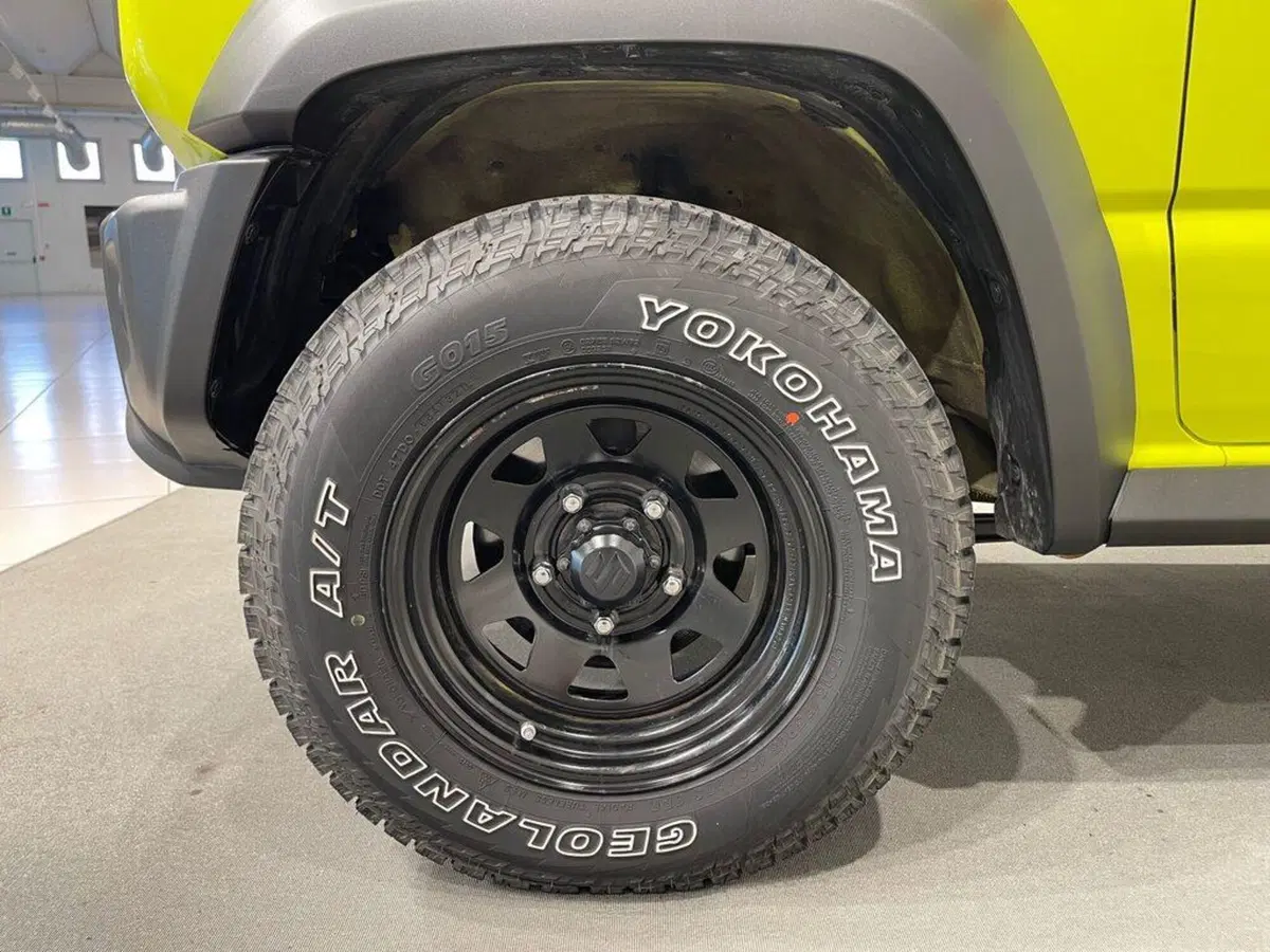 Suzuki Jimny usata a Sondrio (9)