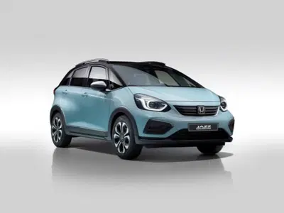 Honda Jazz 1.5 Hev Crosstar eCVT Bicolor Executive del 2020 usata a Prato