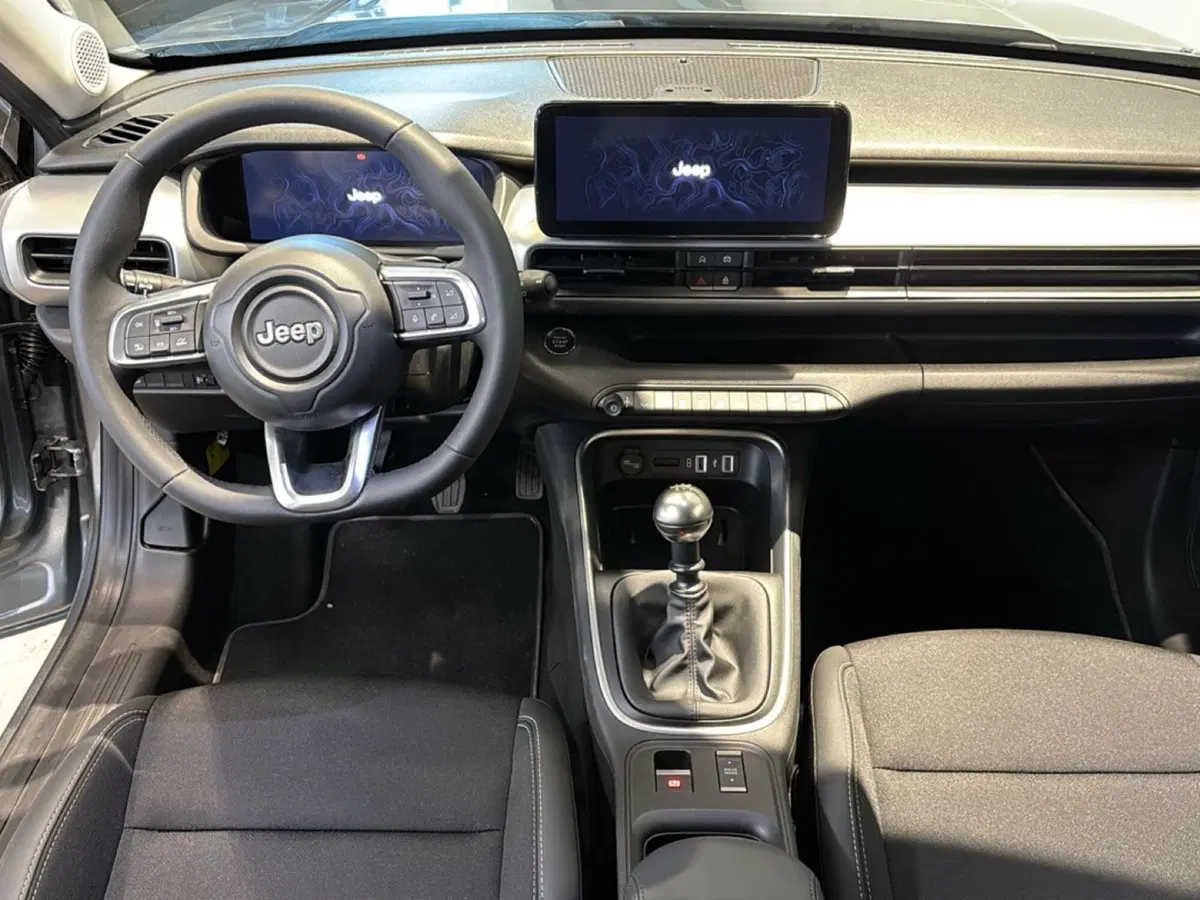 Jeep Avenger usata a Bologna (10)