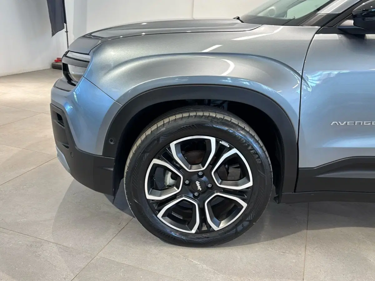 Jeep Avenger usata a Bologna (8)