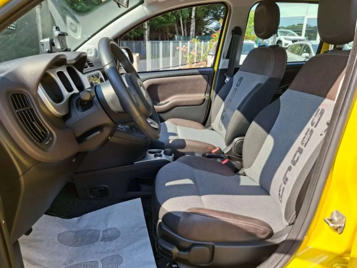 Fiat Panda Cross usata a Como (7)