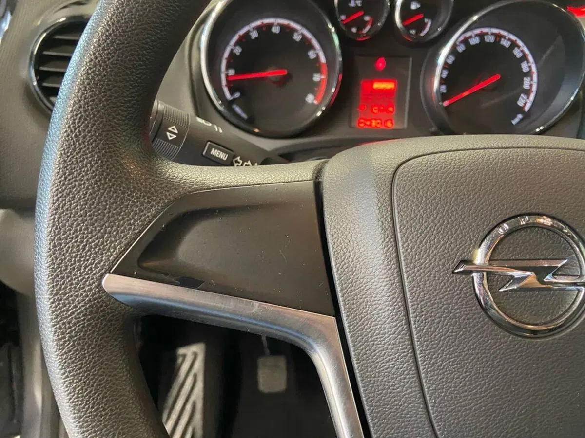 Opel Meriva usata a Torino (12)