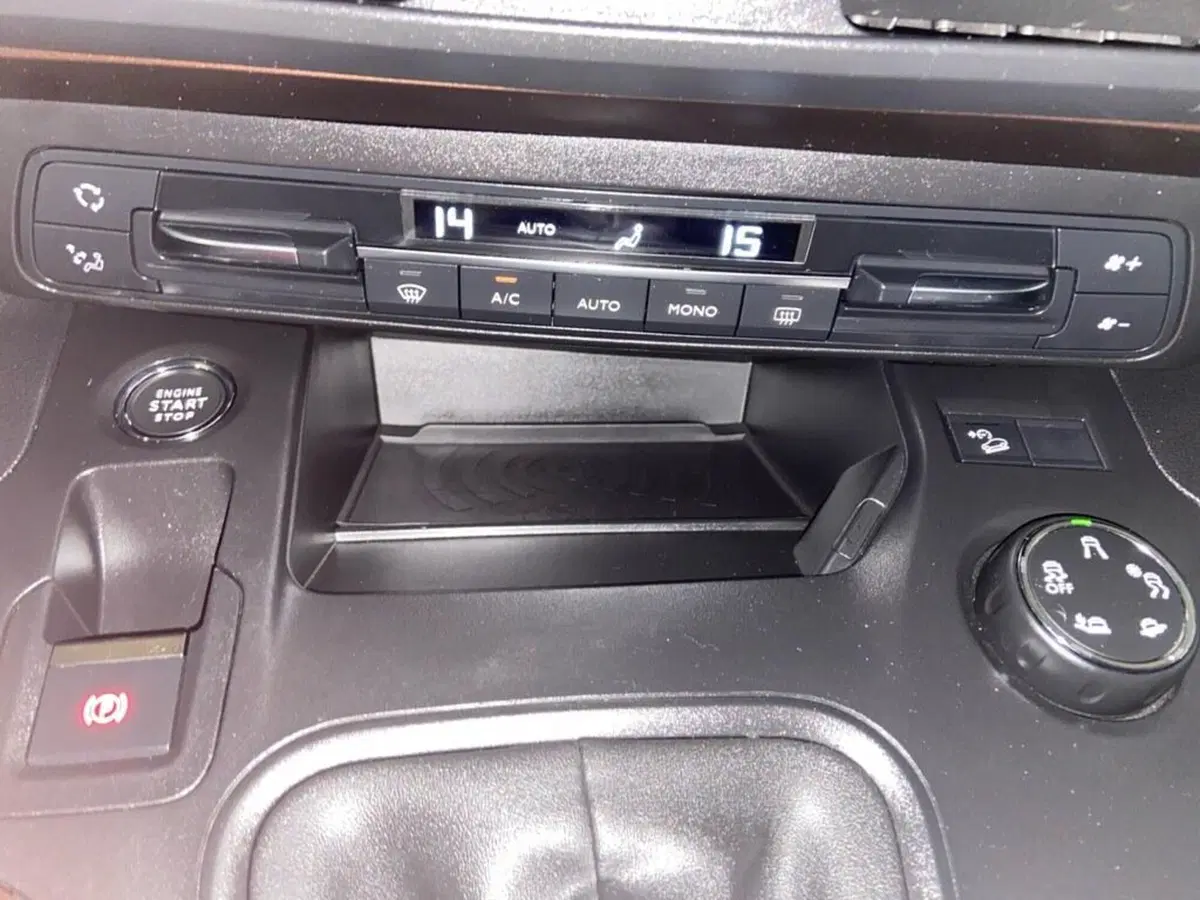 Peugeot Rifter usata a Torino (11)