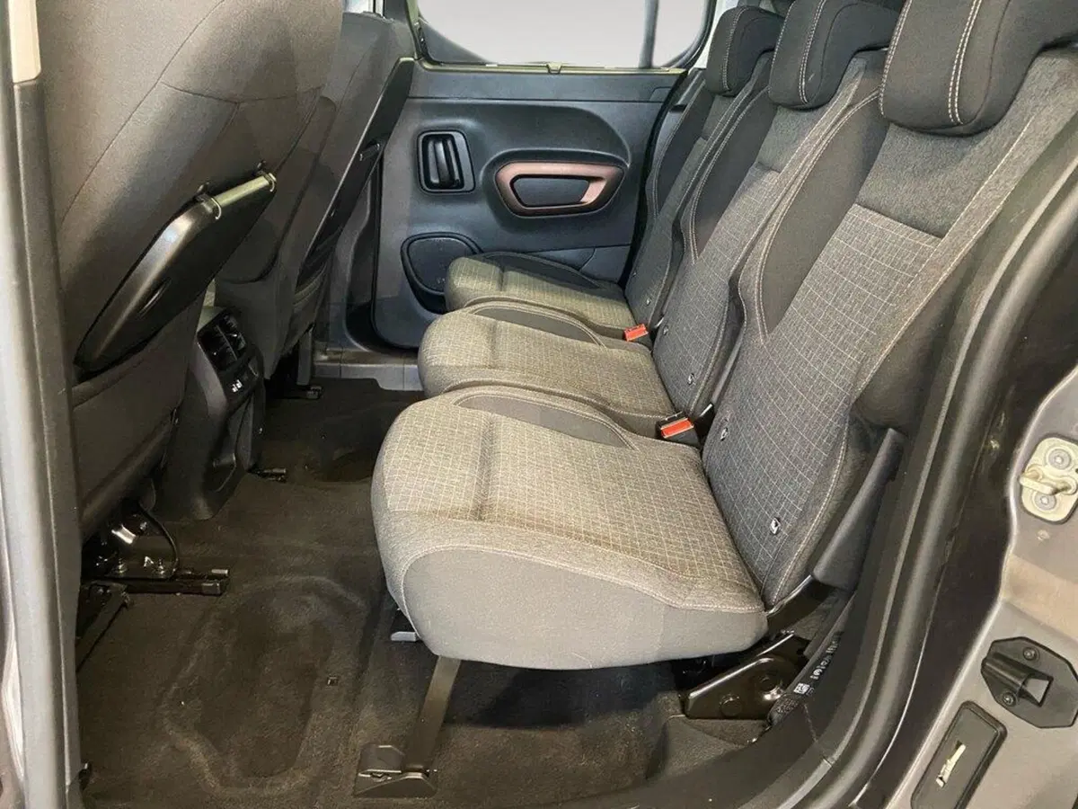 Peugeot Rifter usata a Torino (8)