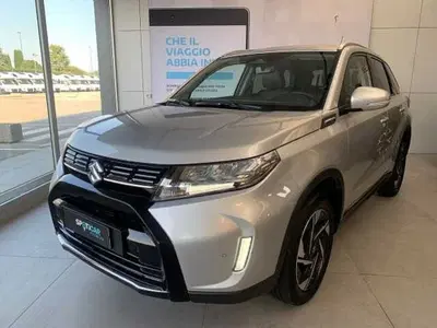 Suzuki Vitara 1.4 Hybrid Easy Cool del 2024 usata a Venezia