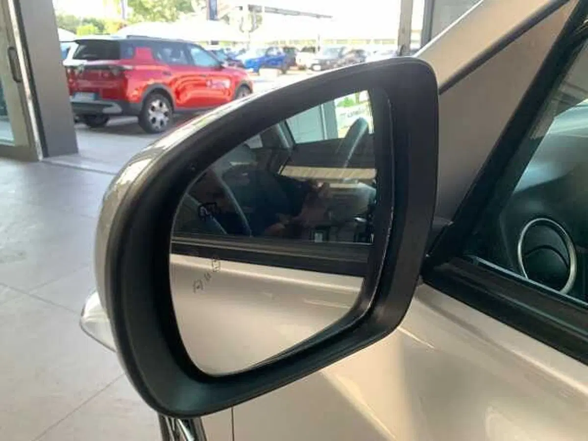Suzuki Vitara usata a Venezia (17)