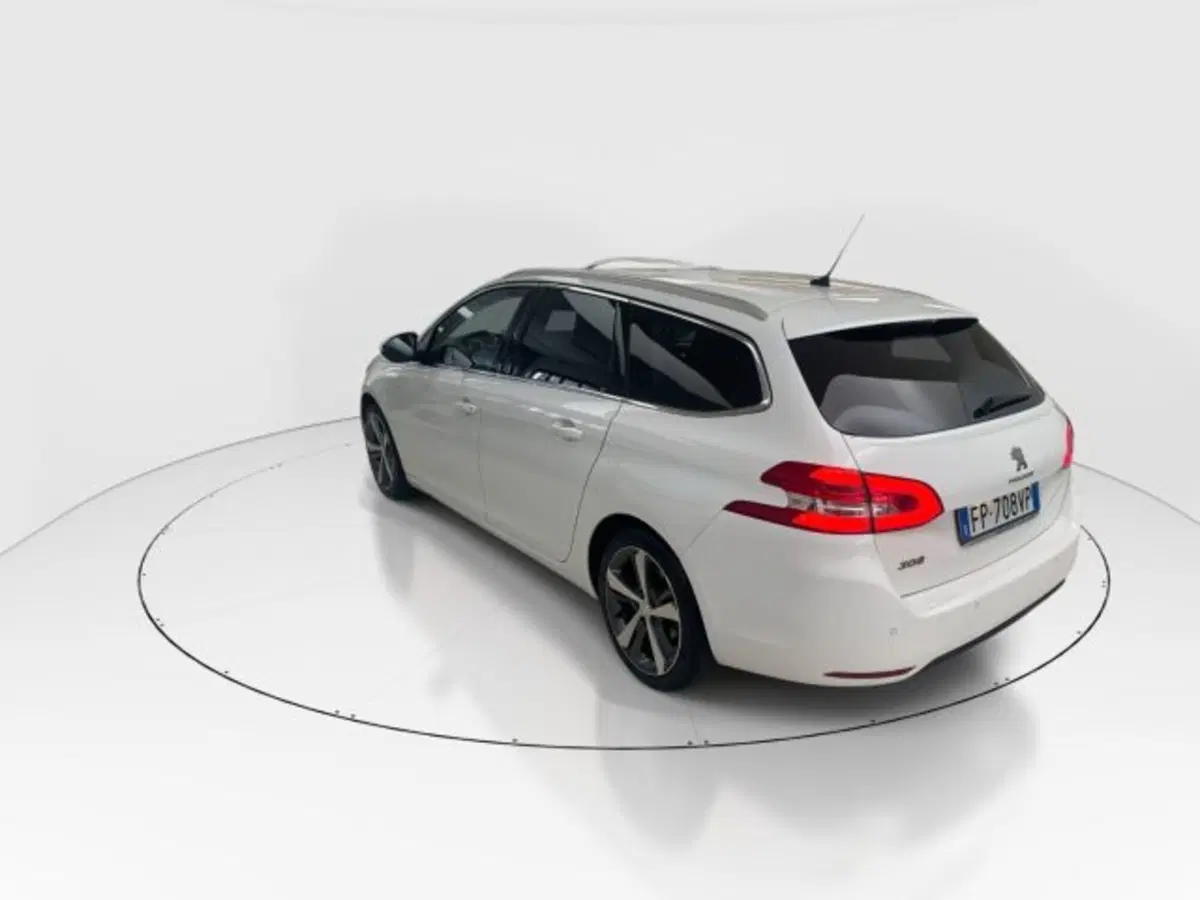 Peugeot 308 usata a Modena (10)