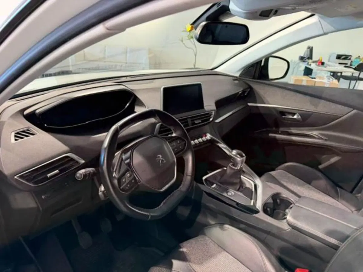 Peugeot 3008 usata a Salerno (10)