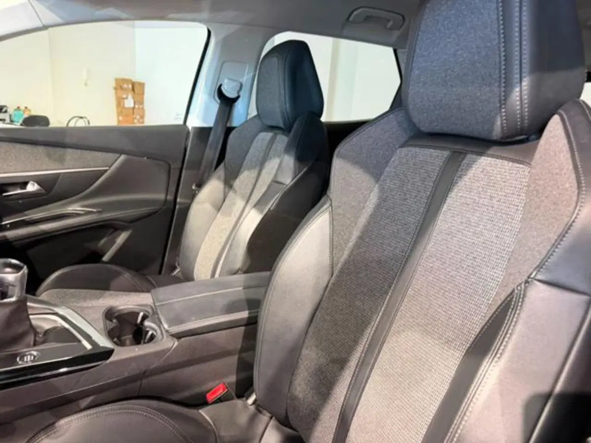 Peugeot 3008 usata a Salerno (11)