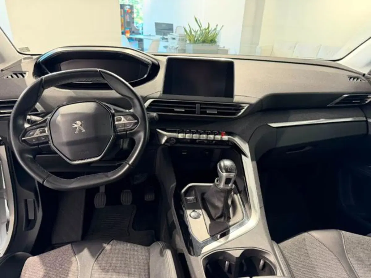 Peugeot 3008 usata a Salerno (13)