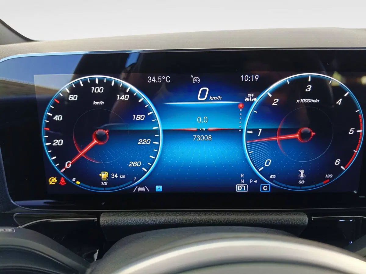 Mercedes-Benz GLA SUV usata a Ascoli Piceno (12)