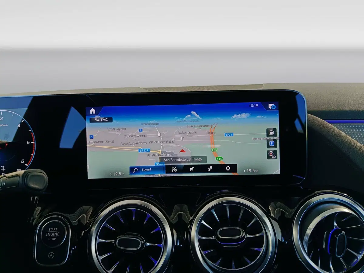 Mercedes-Benz GLA SUV usata a Ascoli Piceno (14)
