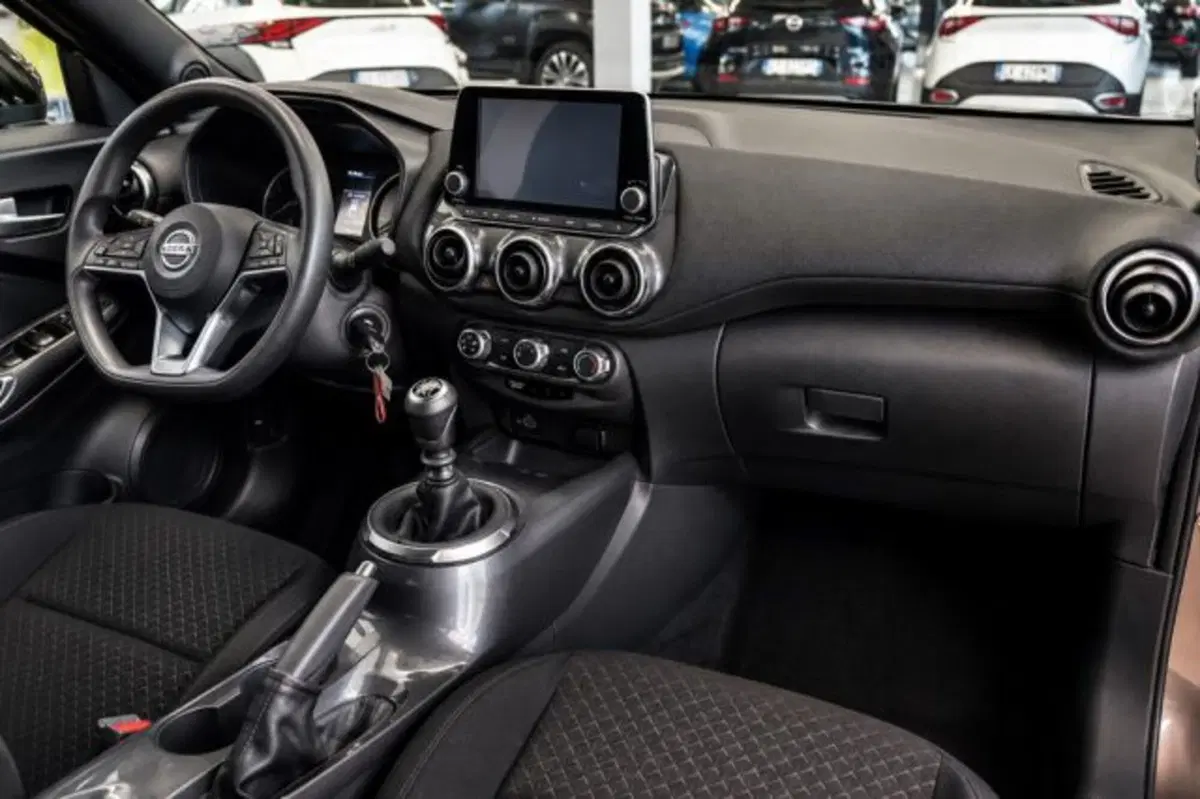 Nissan Juke usata a Latina (9)