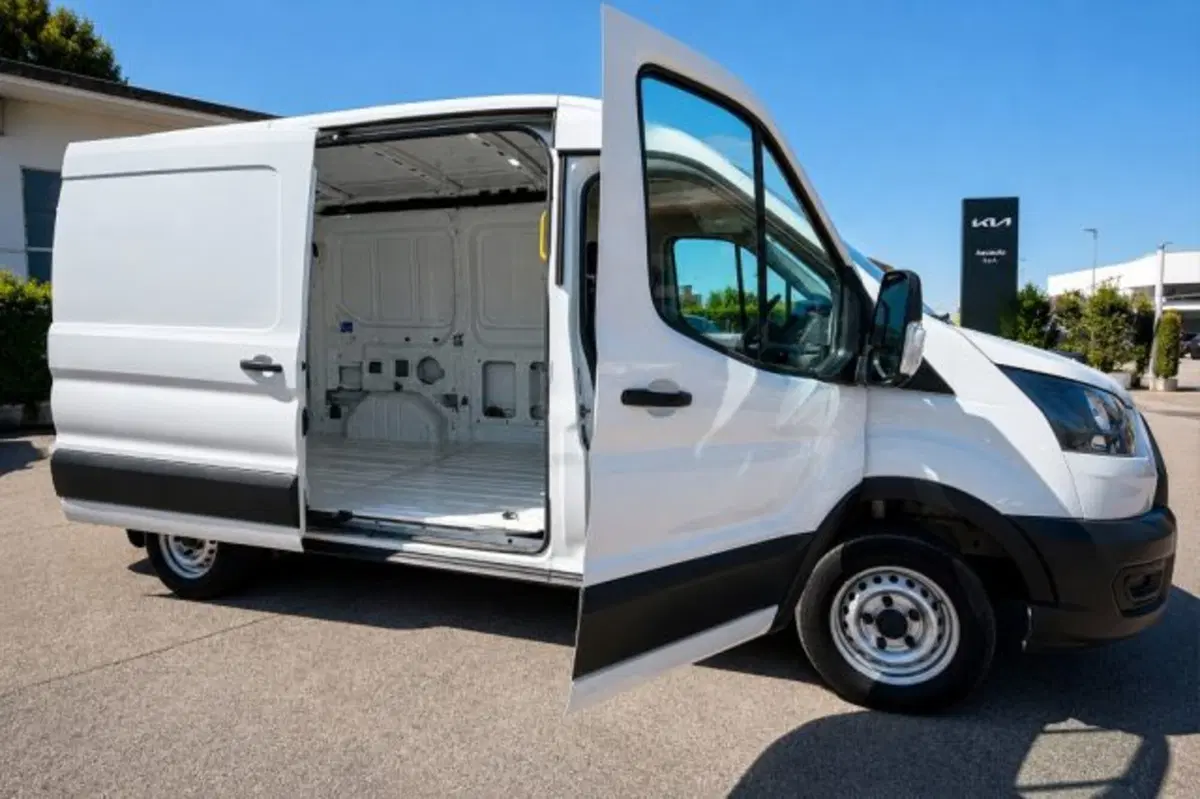 Ford Transit Furgone usata a Latina (7)