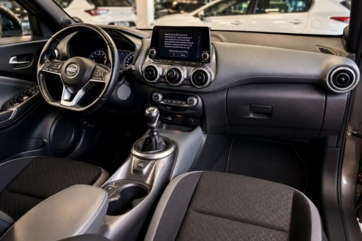 Nissan Juke usata a Latina (9)